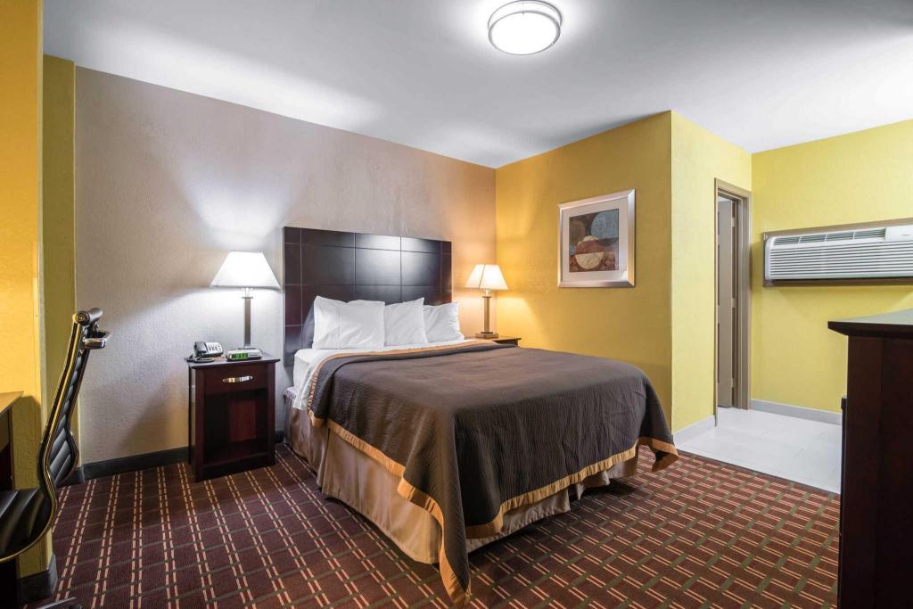Rodeway Inn