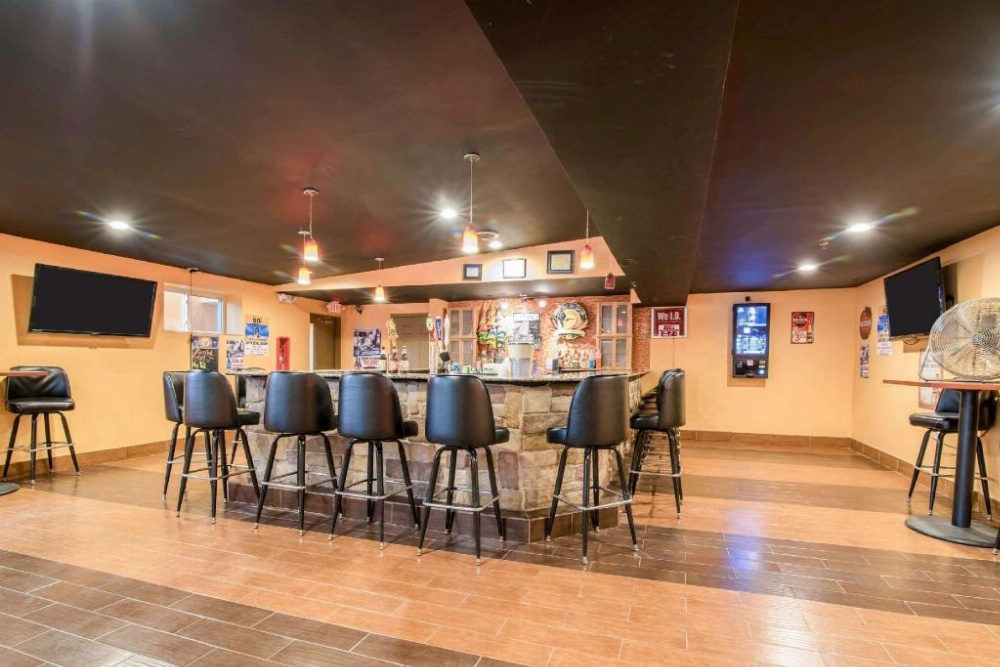 Rodeway Inn Image 17