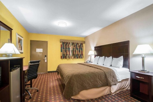 Rodeway Inn image 7